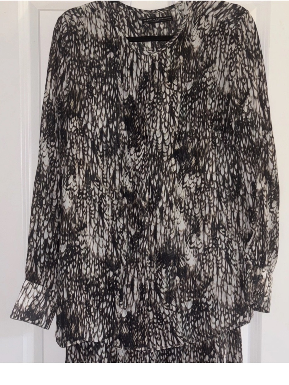 Peruvian connection collarless button down blouse